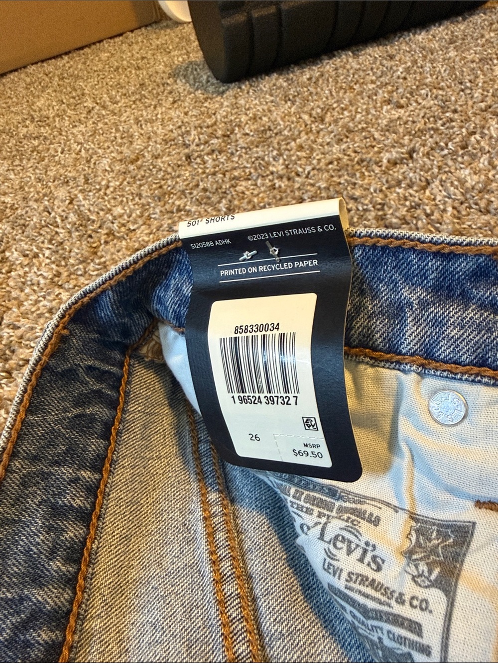 Levi's 501 Mid Thigh Denim Shorts - Picture 5 of 5